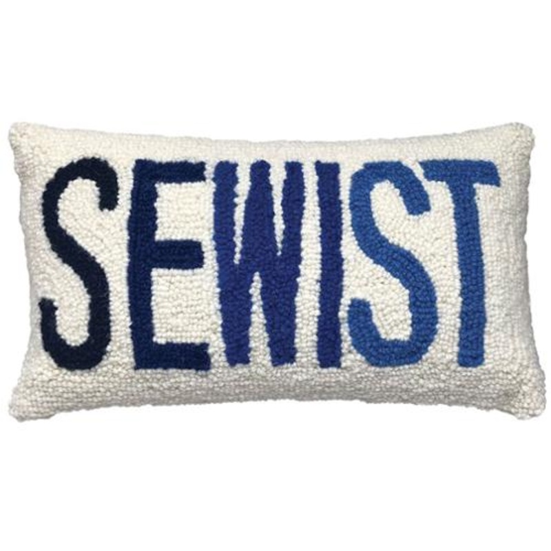 Wool Hook Pillow – Sewist