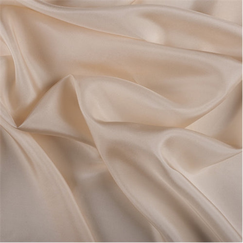 Runway Silks Champagne Silk Crepe de Chine Fabric – Reorderable