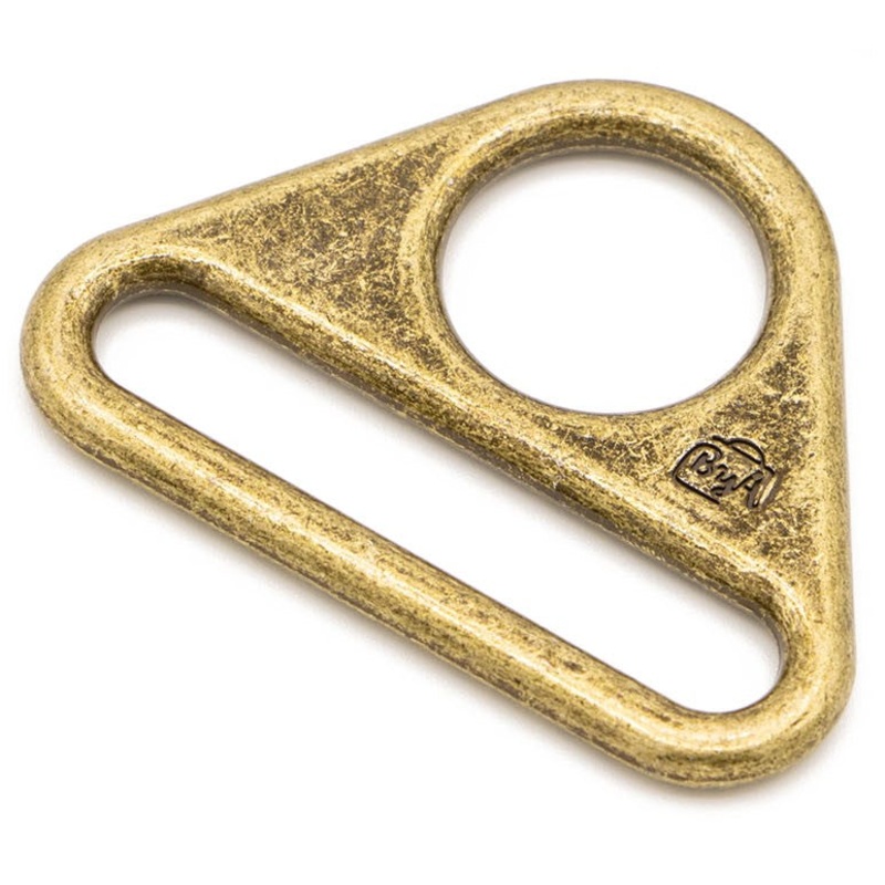Hardware 1.5″ Triangle Ring–Antique Brass