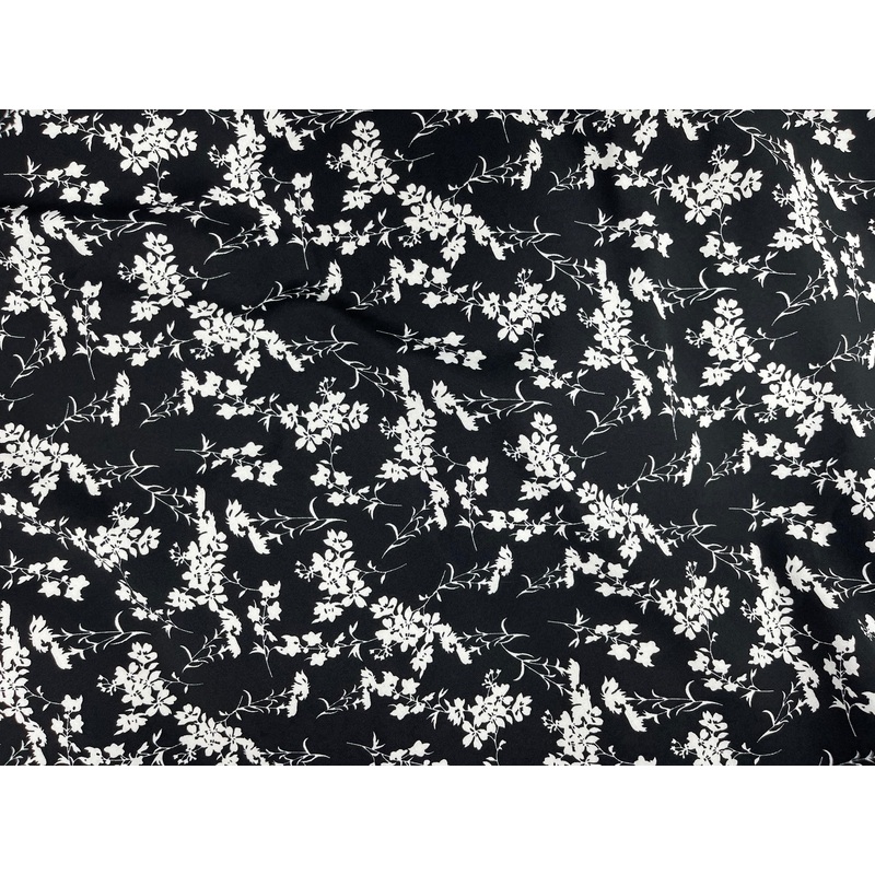 Ivy – Printed Crepe Fabric Black/White