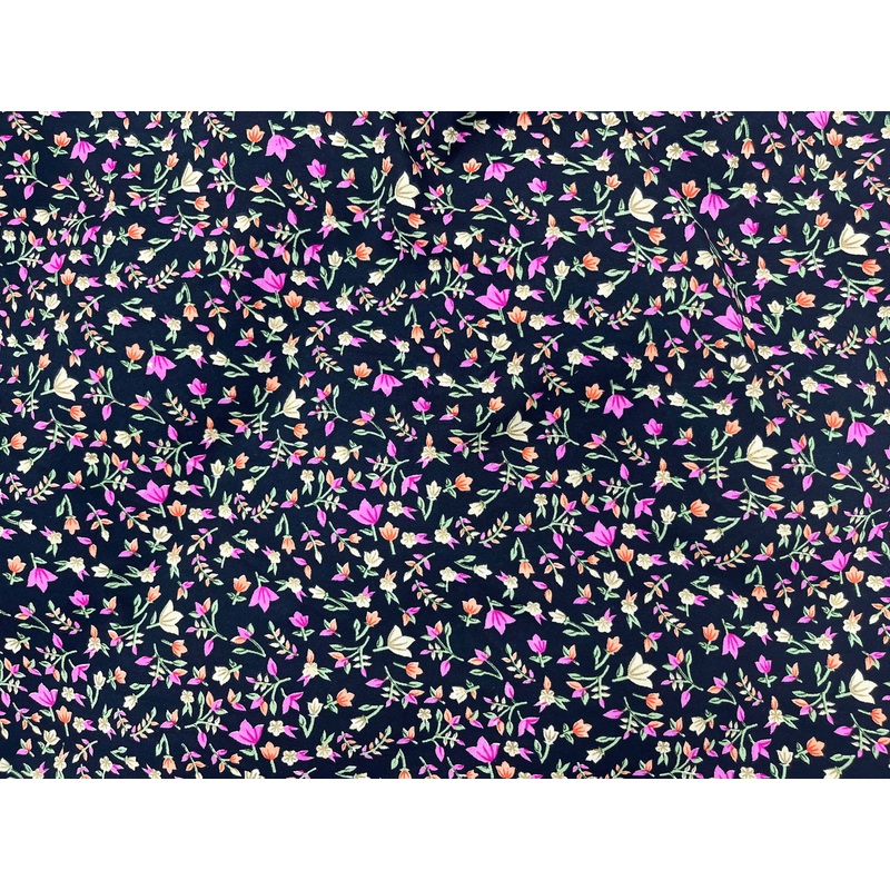 Fleur – Clearance Printed Crepe Fabric Black