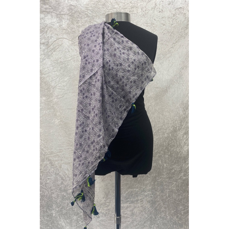 Lilac Flowers –  Ethnic Square Scarf Lilac