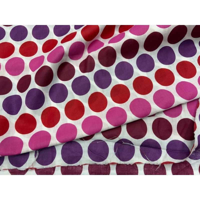 CLEARANCE LENGTH OF FABRIC – Poly/Cotton Print: 2.96 MTRS MULTI  POLKA
