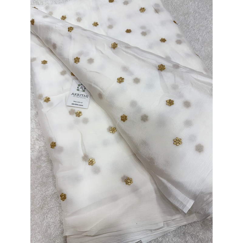 Dyeable butti chinon fabric